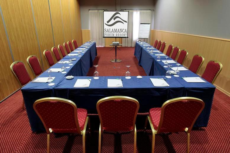 Hotel Doña Brígida – Salamanca Forum Villamayor  Dış mekan fotoğraf